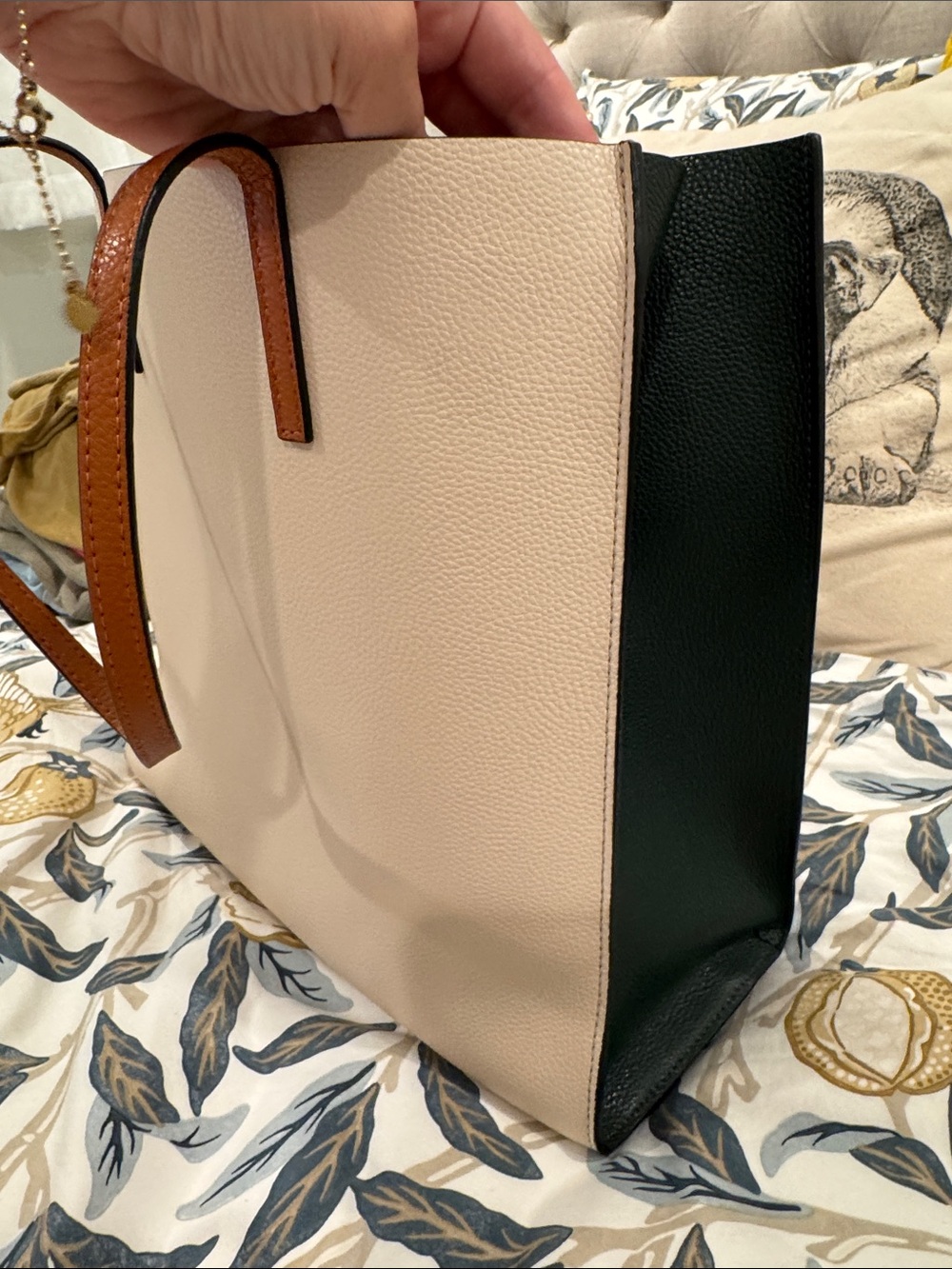 Marc Jacobs Two-Tone Pebbled Leather Tote in Cream, Black and Tan - Picture 3 of 4